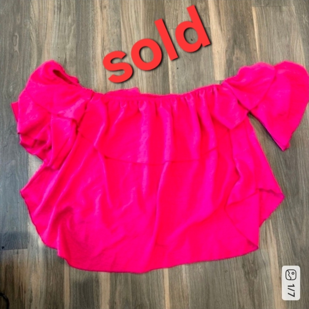 Pink Off-Shoulder Women's Top - Picture 1 of 7